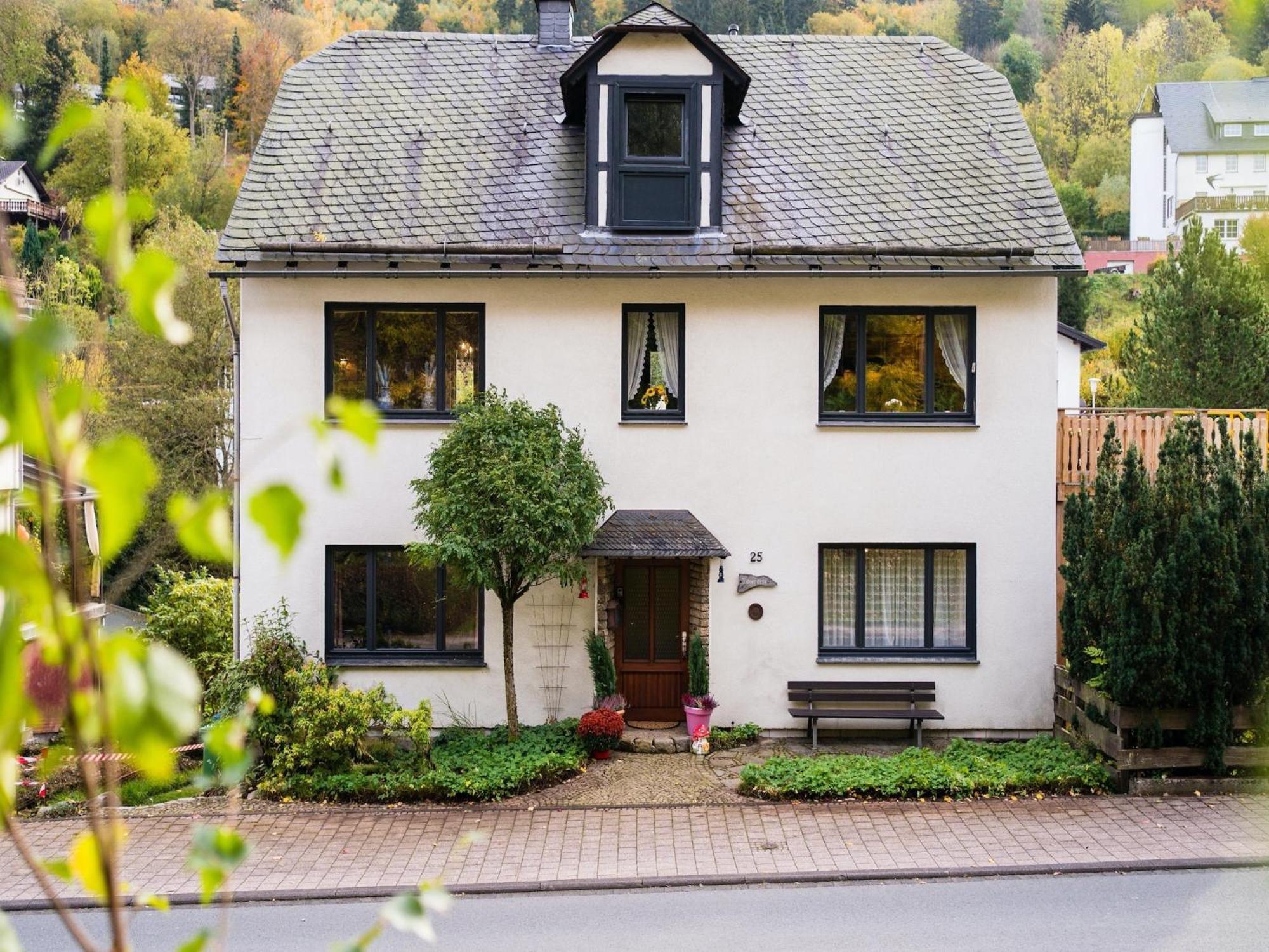 Large Detached Holiday Home In Willingen With Garden Buitenkant foto